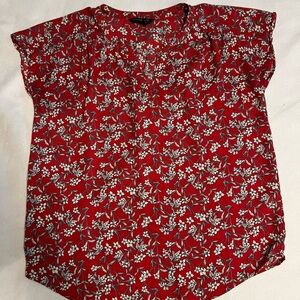 Banana Republic Red and White Floral Blouse Relaxed Fit